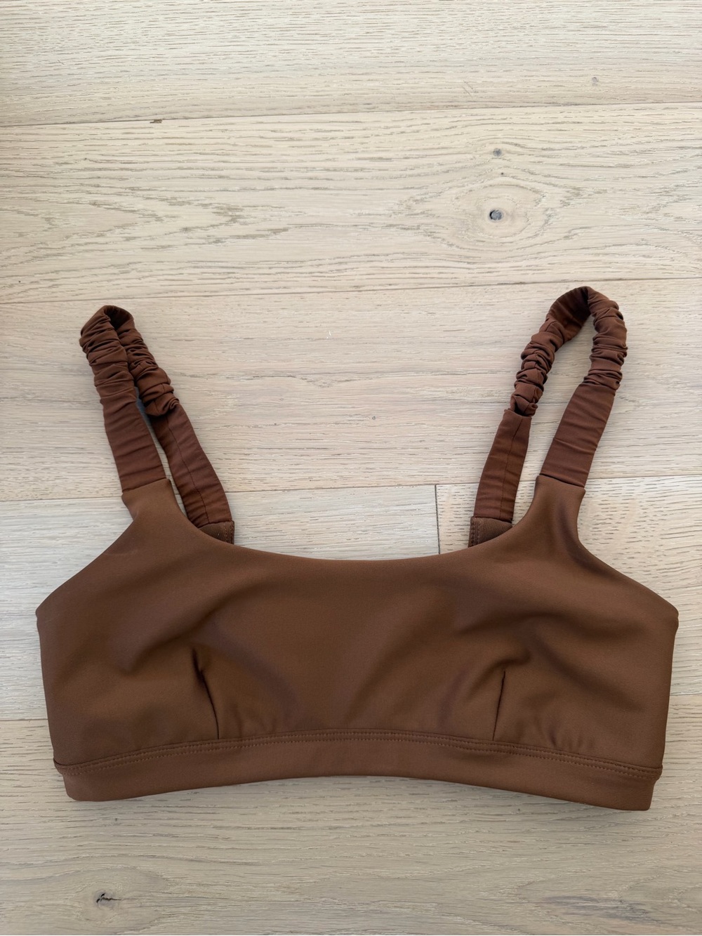 Alo airlift charmer sports bra